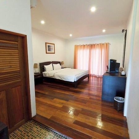 Tree House Hotel Sisaket Dış mekan fotoğraf