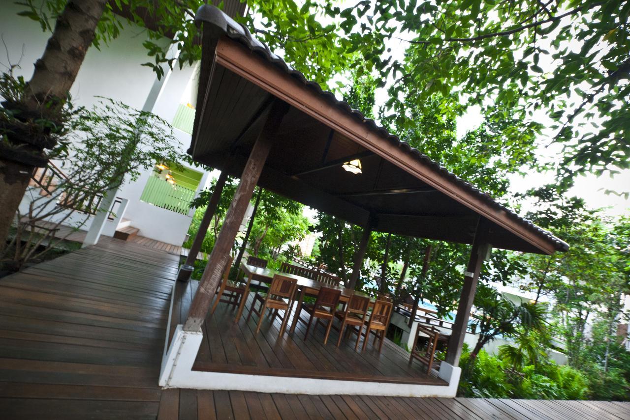 Tree House Hotel Sisaket Dış mekan fotoğraf