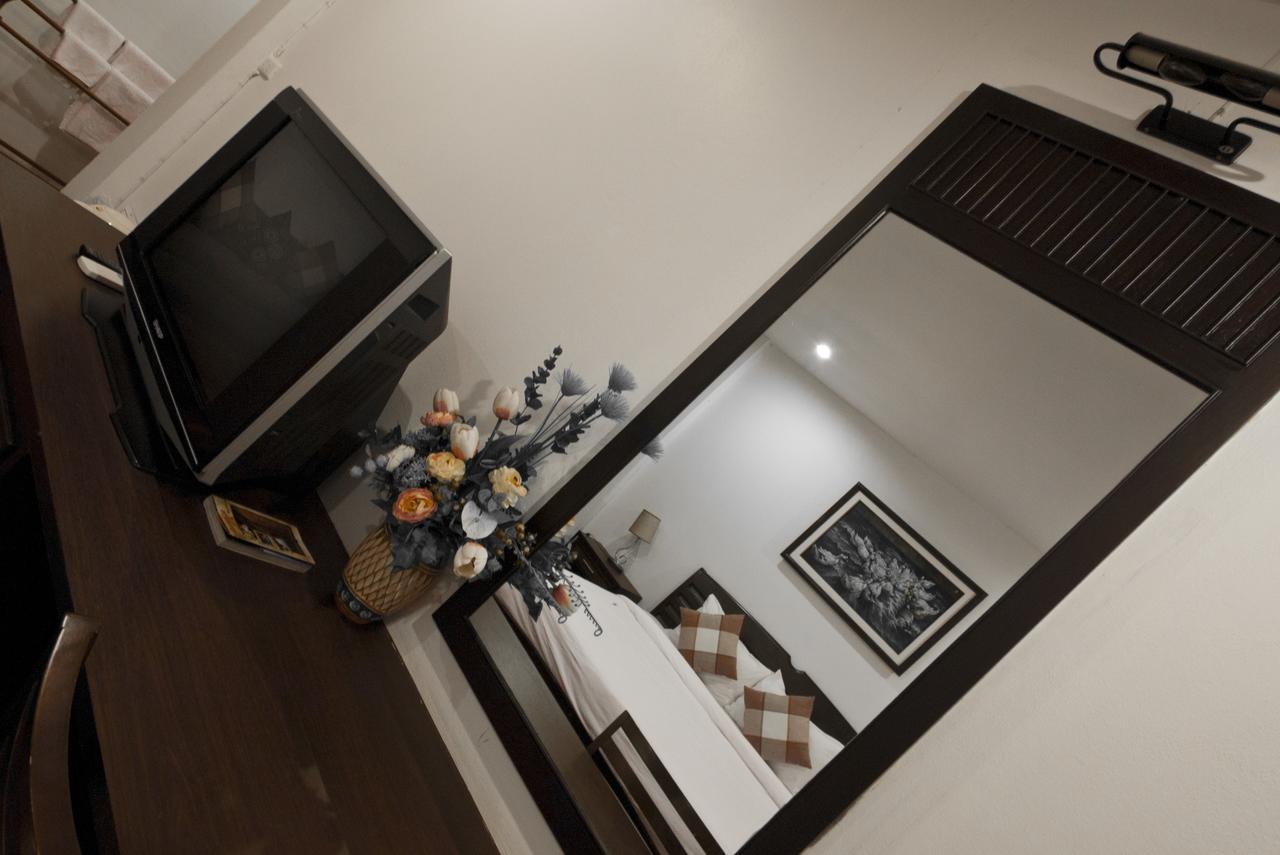 Tree House Hotel Sisaket Dış mekan fotoğraf