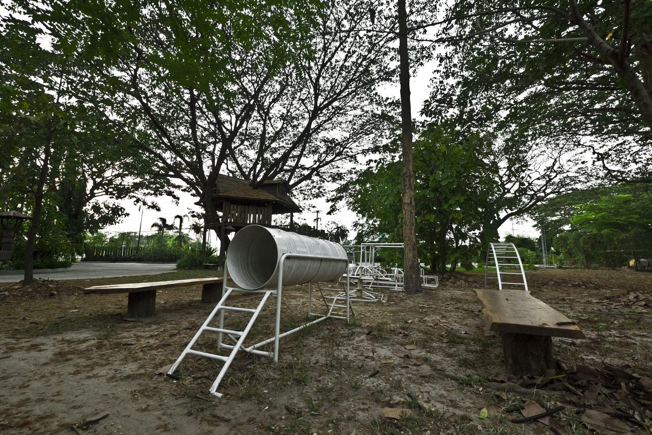 Tree House Hotel Sisaket Dış mekan fotoğraf