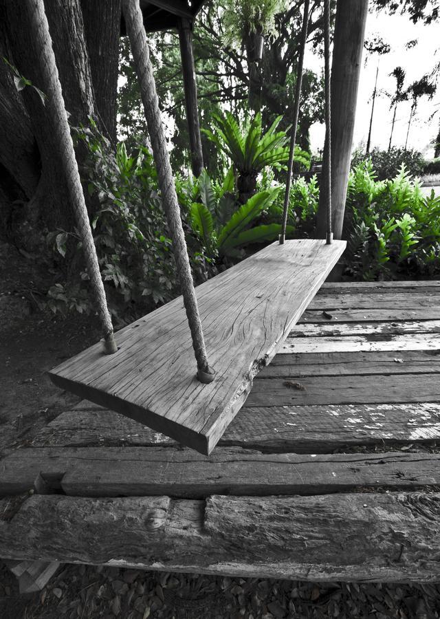 Tree House Hotel Sisaket Dış mekan fotoğraf