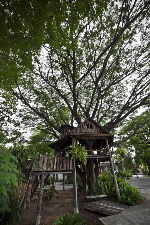 Tree House Hotel Sisaket Dış mekan fotoğraf