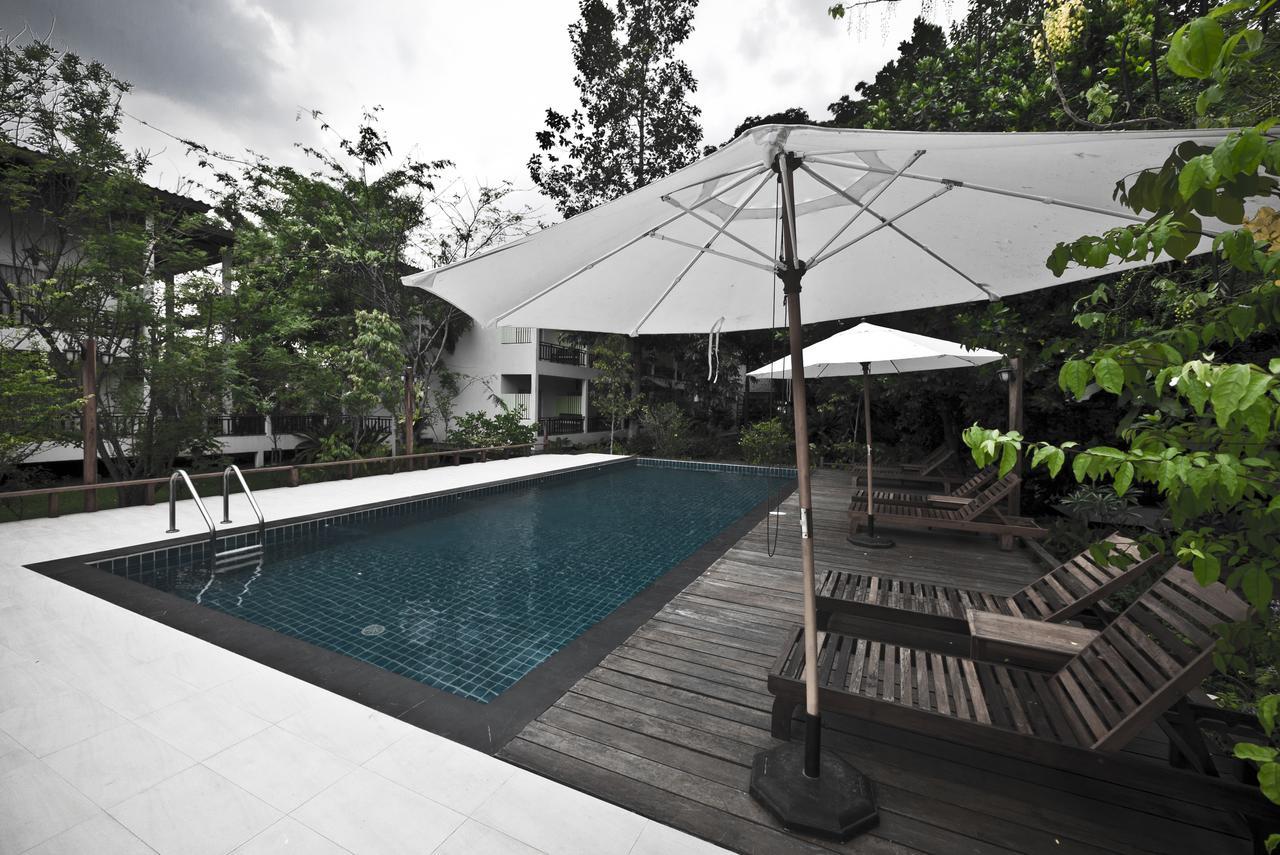 Tree House Hotel Sisaket Dış mekan fotoğraf